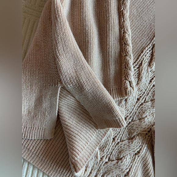 White House Black Market Tan V-Neck Sweater  cashmere with Cable Knit NWT - Picture 6 of 8